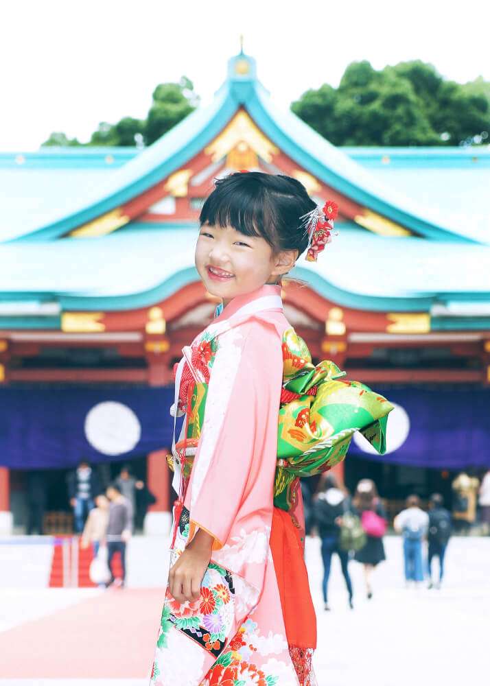 赤坂日枝神社で7歳女の子の七五三