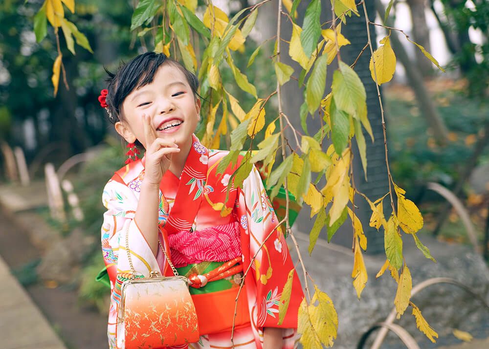 高幡不動尊で七五三の7歳女の子