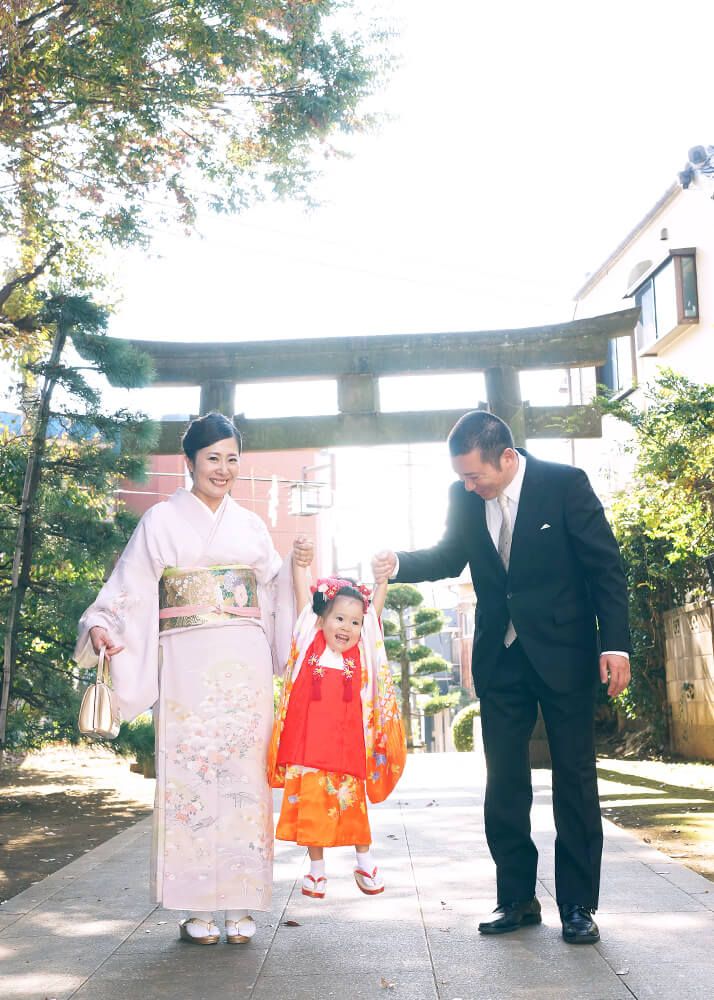 清瀬市日枝神社水天宮での七五三の家族