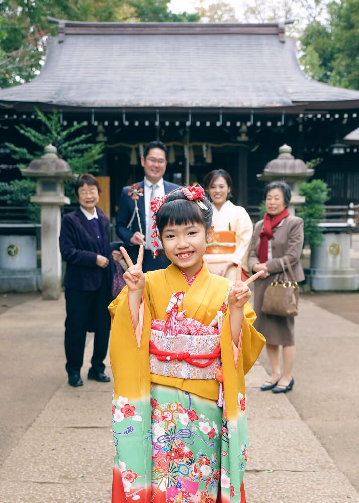 板橋区城山熊野神社で七五三の女の子