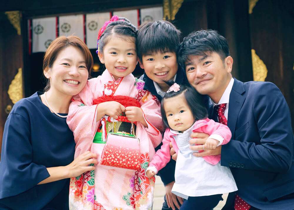 松陰神社で7歳女の子の七五三