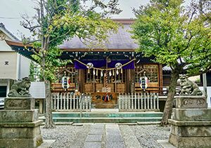 本郷氷川神社の拝殿