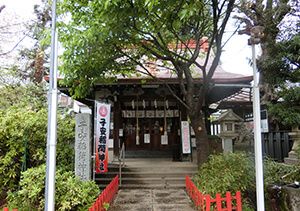 子安稲荷神社の拝殿