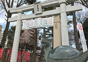 亀有香取神社の鳥居