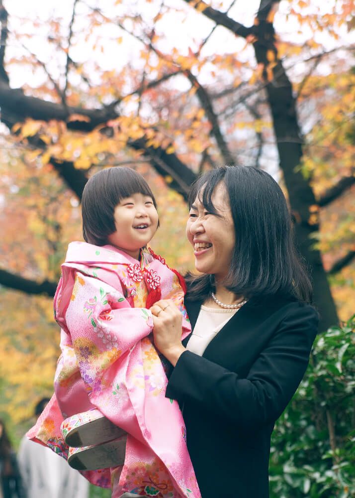 調布市深大寺の参道で3歳女の子の七五三